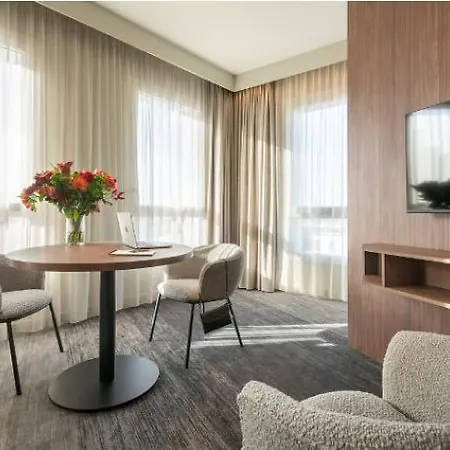 Mercure St Germain En Laye 4* Ашер