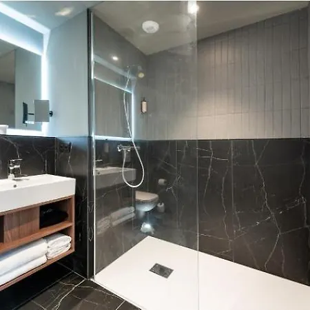 Hotel Mercure St Germain En Laye 4*