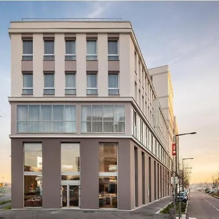 Mercure St Germain En Laye 4*