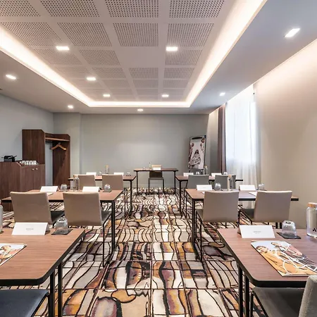 Mercure St Germain En Laye 阿谢尔