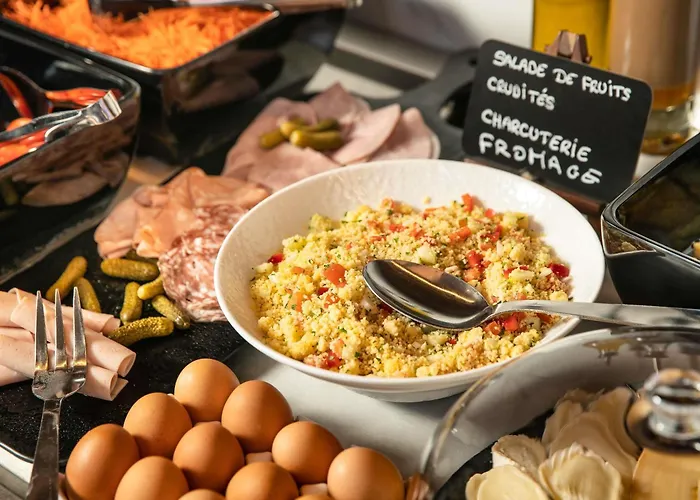 Hotel Mercure St Germain En Laye 4*