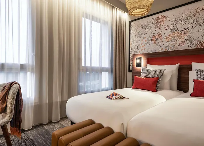 Hotel Mercure St Germain En Laye 4*