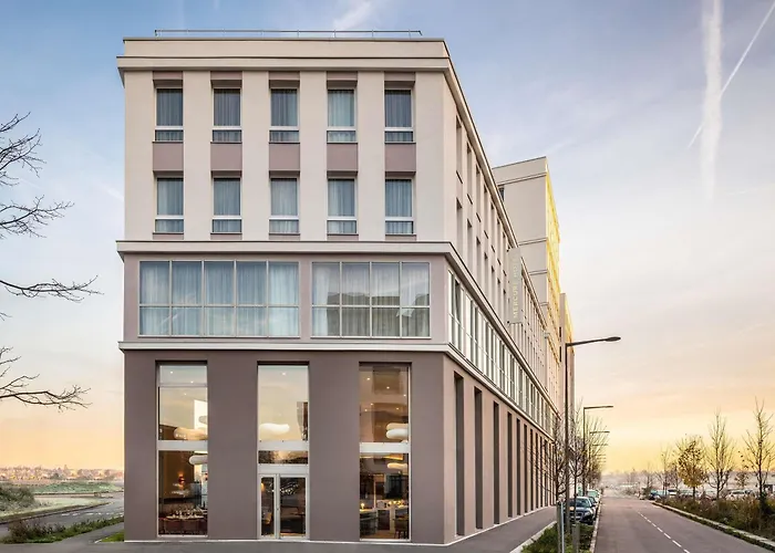 Mercure St Germain En Laye Hotel